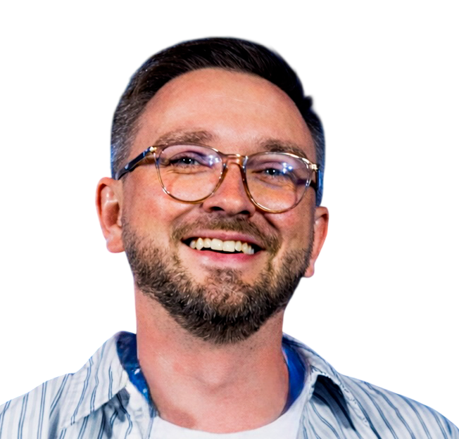 Дмитрий Капралов